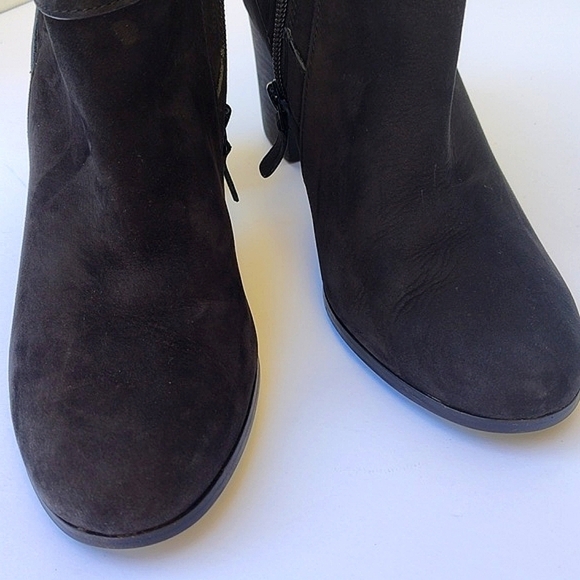 Cole Haan Black Suede ankle boots size 7 - Picture 5 of 10